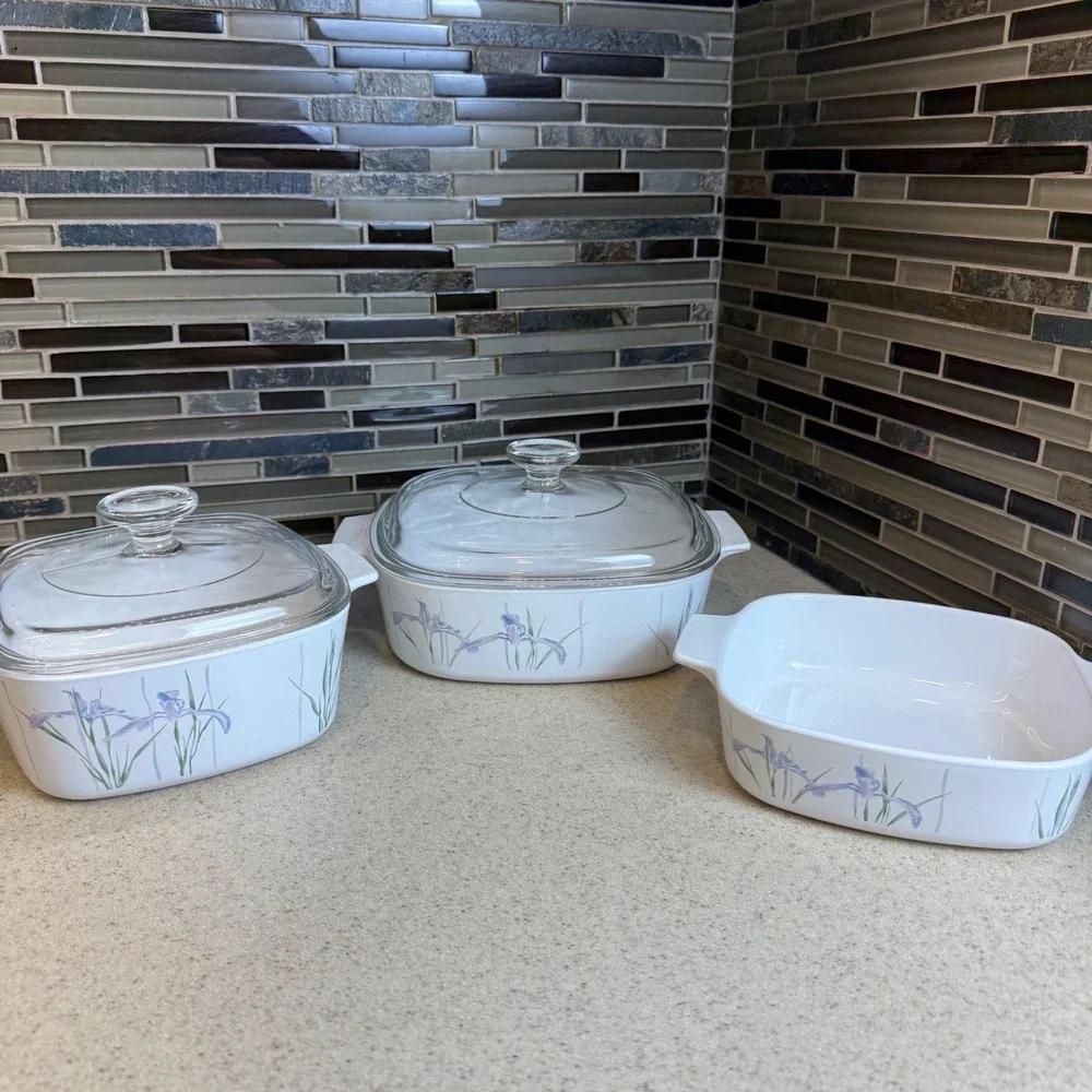 VTG Corning Ware Shadow Iris Casserole Dish 5pc Set w/ 2 Lids 1L, 1.5L, 2L